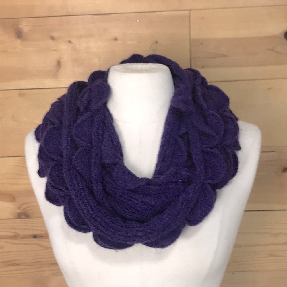 LAST CALL Pretty purple ruffle knit infinity scarf warm fuzzy fall winter SOFT